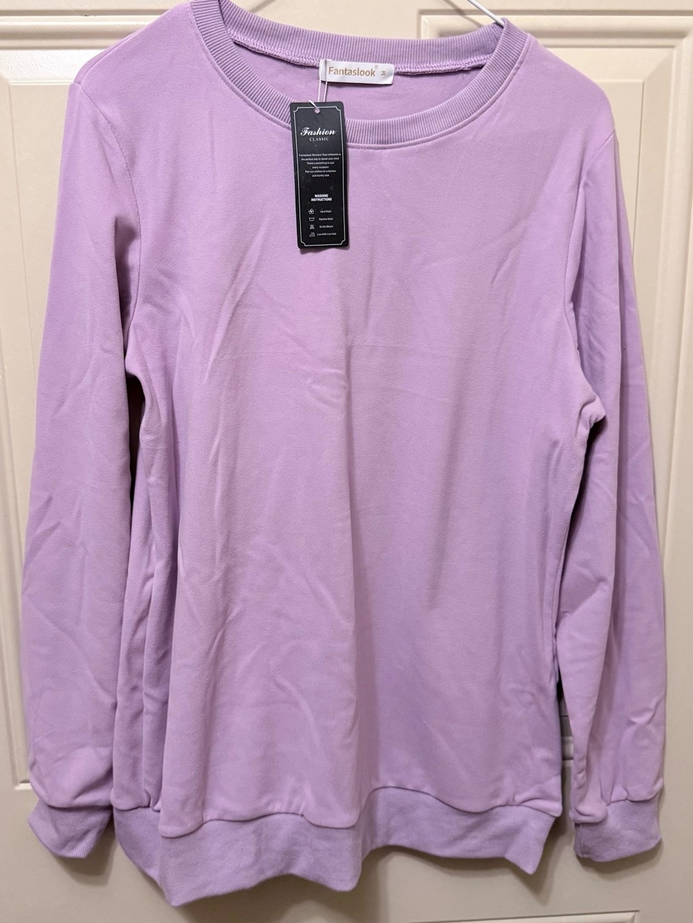 Fantaslook Lavender Crewneck Long-Sleeve Sweatshirt in Size Medium